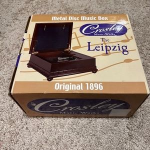 CROSLEY MUSIC WORKS METAL DISC MUSIC BOXES 🎶 NIB
Buy One Get one Free!  READ - 🎶